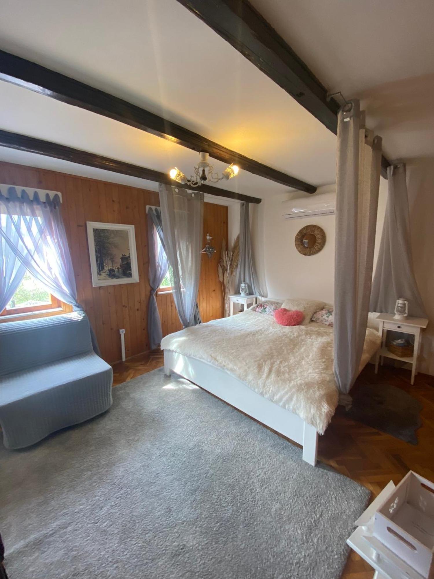 Вилла M&M Kuca Za Odmor Vrbovec Экстерьер фото